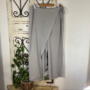 Soft surroundings sassiest wrap cropped pants XL